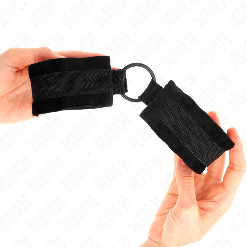 KINK - BEGINNER FELL HANDSCHELLEN 25 CM MIT O-RING 4 CM SCHWARZ VERSTELLBAR 15-25 CM