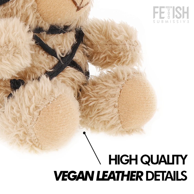 FETISCH DEVOT – WINNIE TEDDYBÄR BDSM MODELL 6