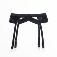 SUBBLIME - 955236 SCHWARZER BONDAGE-BH MIT STRÜMPFBAND-SET S/M