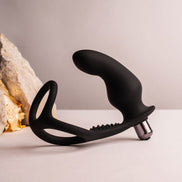 ROCKS-OFF - RO-ZEN RRO ANALPLUG MIT VIBRIERENDEM PENISRING SCHWARZ