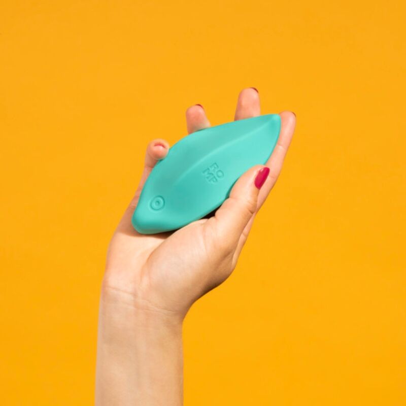 Wave Ergonomic Clitoral Vibrator — Aqua Green