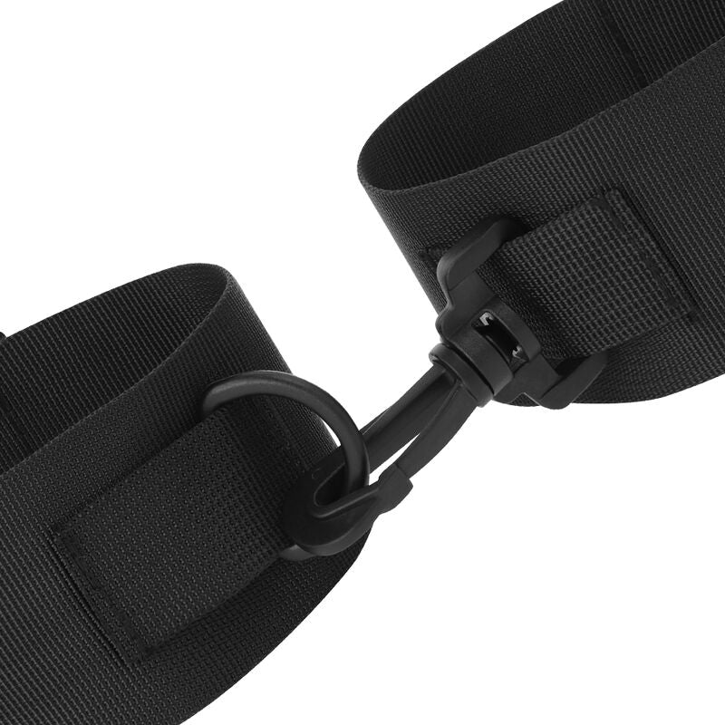 FINSTERNIS – NYLON HANDSCHELLEN FÜR ANFÄNGER